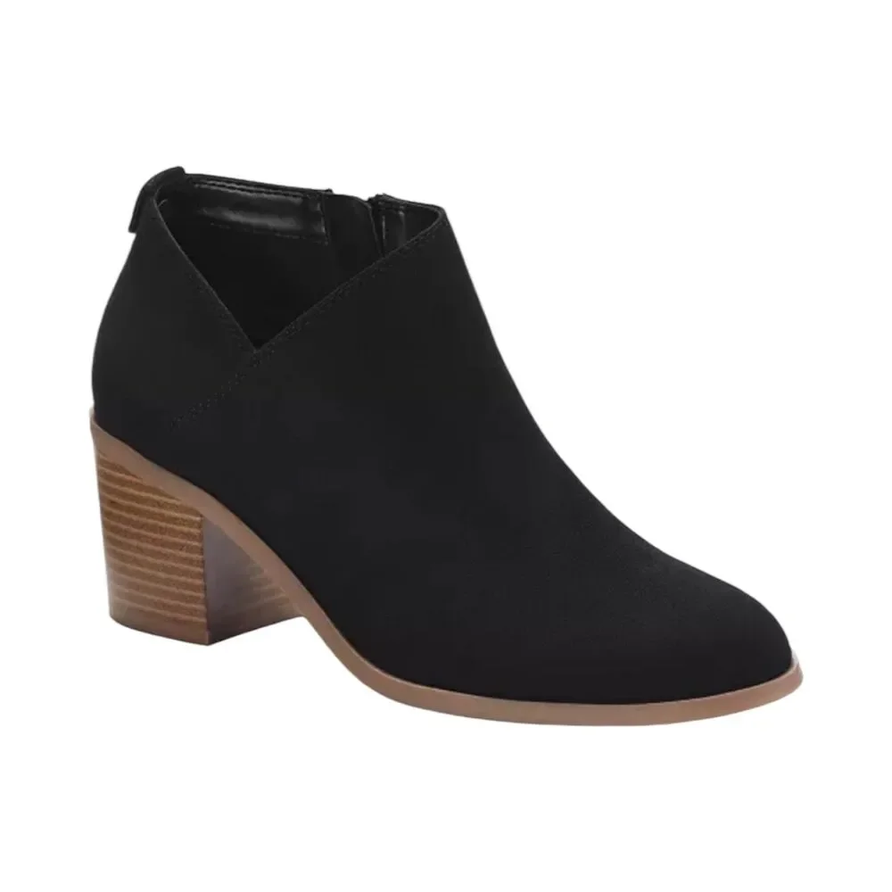 NWOB Style & Co Felaa Black Bootie Asymmetrical V‑Notch Round Toe Block Heel 7